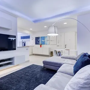 Joice Luxury , Rome Italy