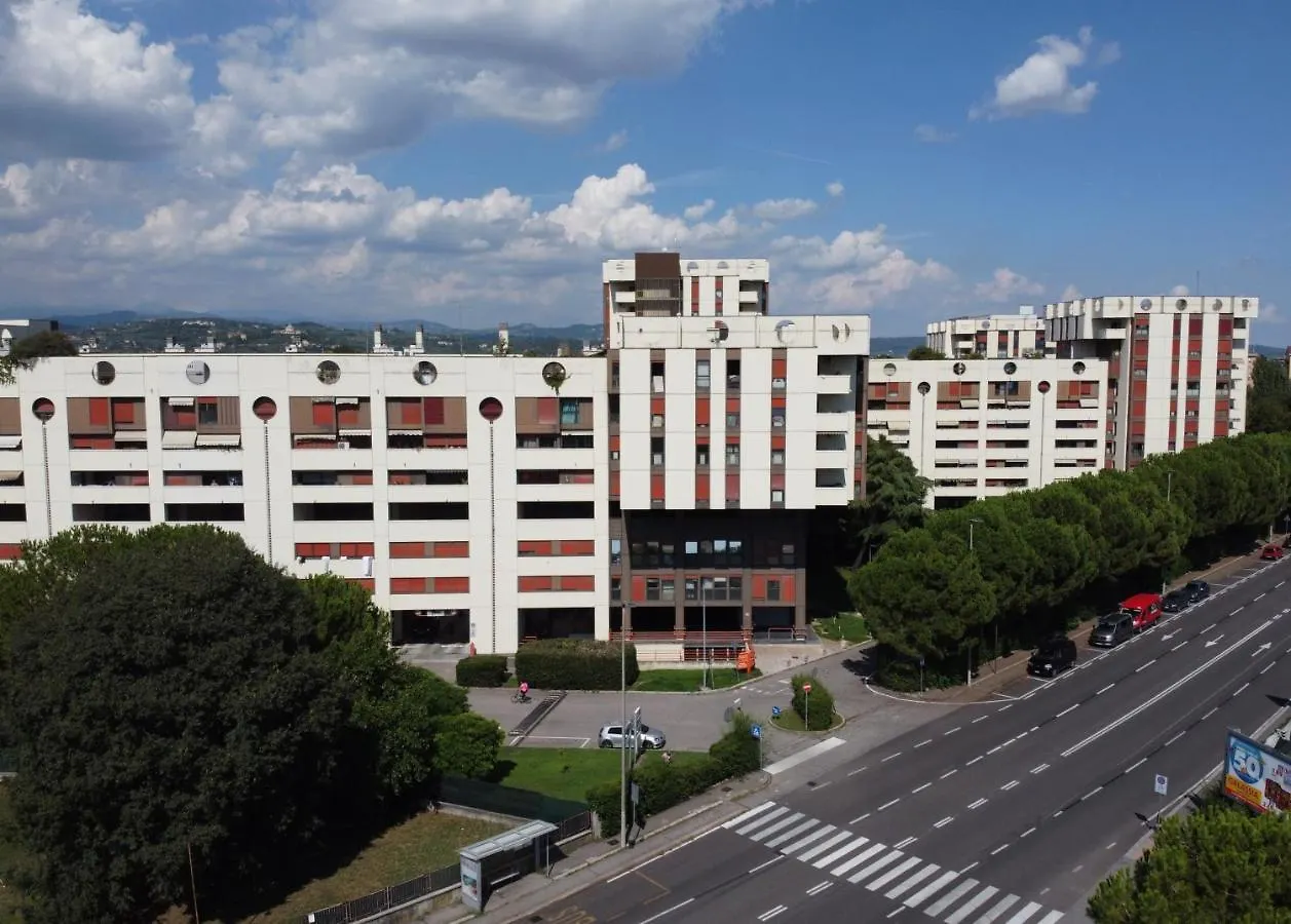 Apartment Ferienwohnung Palladio 20 Loft And Terrace Verona